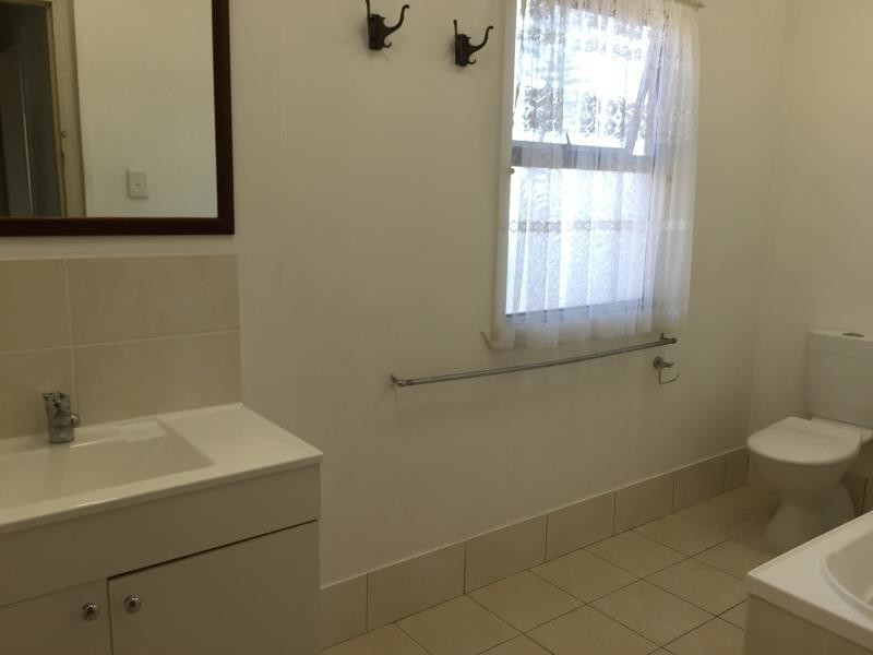 297 Berserker Street, Berserker QLD 4701